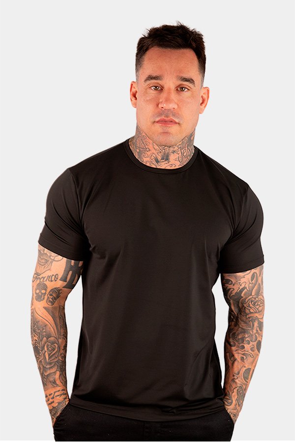 CAMISETA LISA UV 91% POLIESTER 9% ELASTANO PRETA